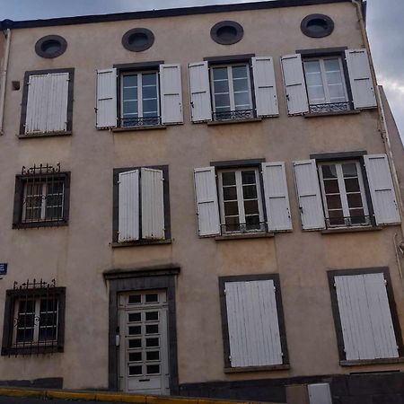 Vintage ,La Capsule Temporelle Wifi Draps Parking Publique Gratuit Apartamento Thiers Exterior foto